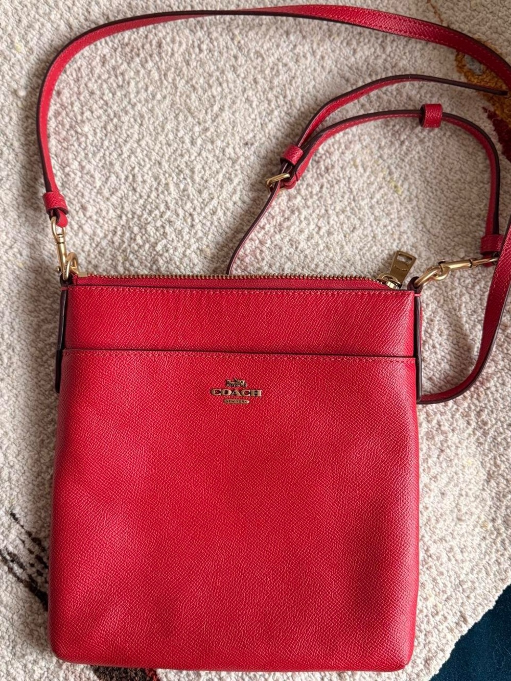 Y2K Coach Kitt Messenger Red Crossbody with Gold-Tone Hardware Bag - Picture 2 of 8